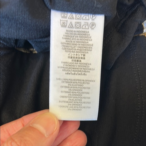 Stylish Michael Kors Snake Print Skirt - Black and Cream - Picture 6 of 8